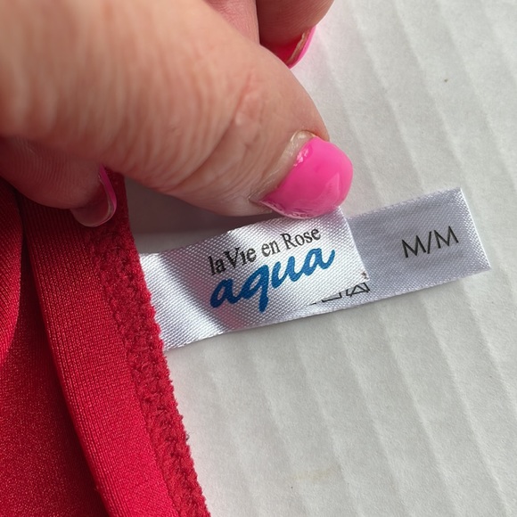 One Piece Bathing Suit. - Picture 6 of 7